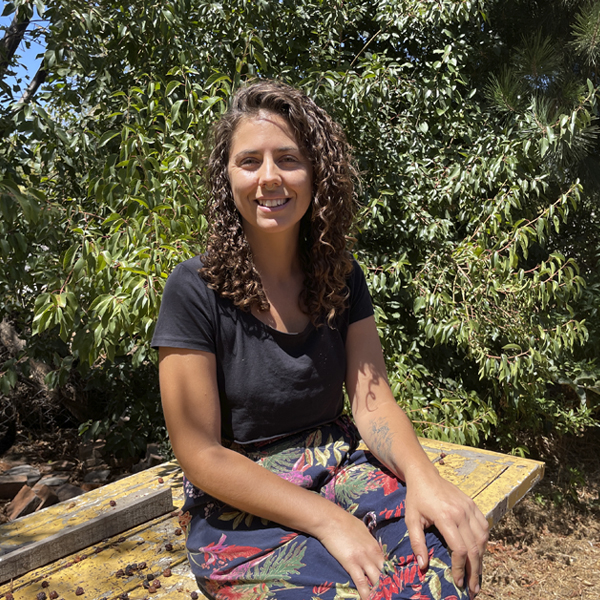 Amanda Ortúzar - Directora